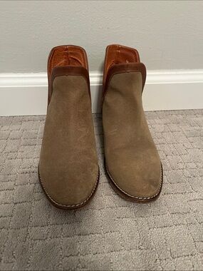 Wolverine Women’s Suede Slip-On Loafers in Taupe and Chestnut